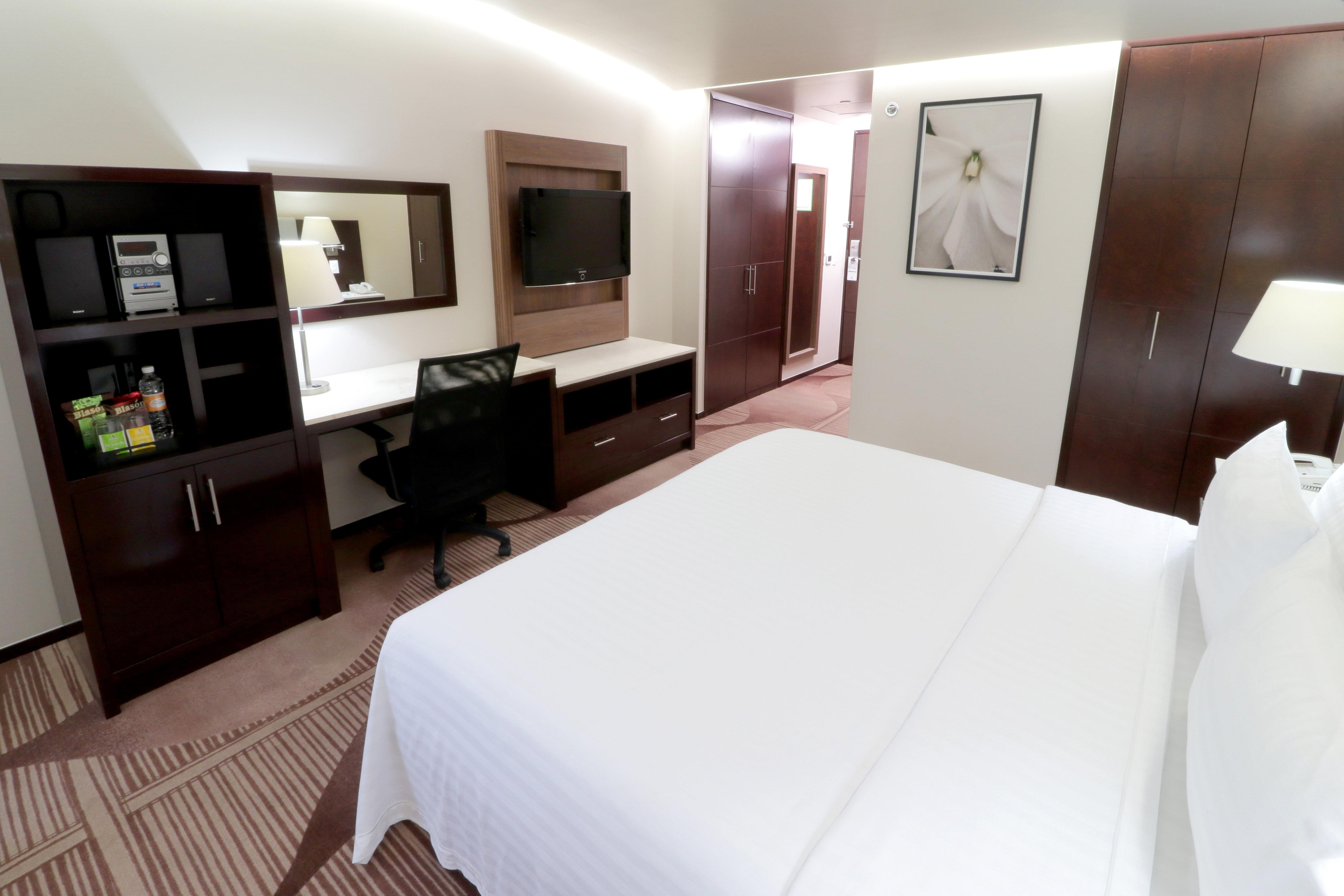 Holiday Inn Hotel & Suites Mexico Medica Sur By Ihg Mexico City Exterior photo