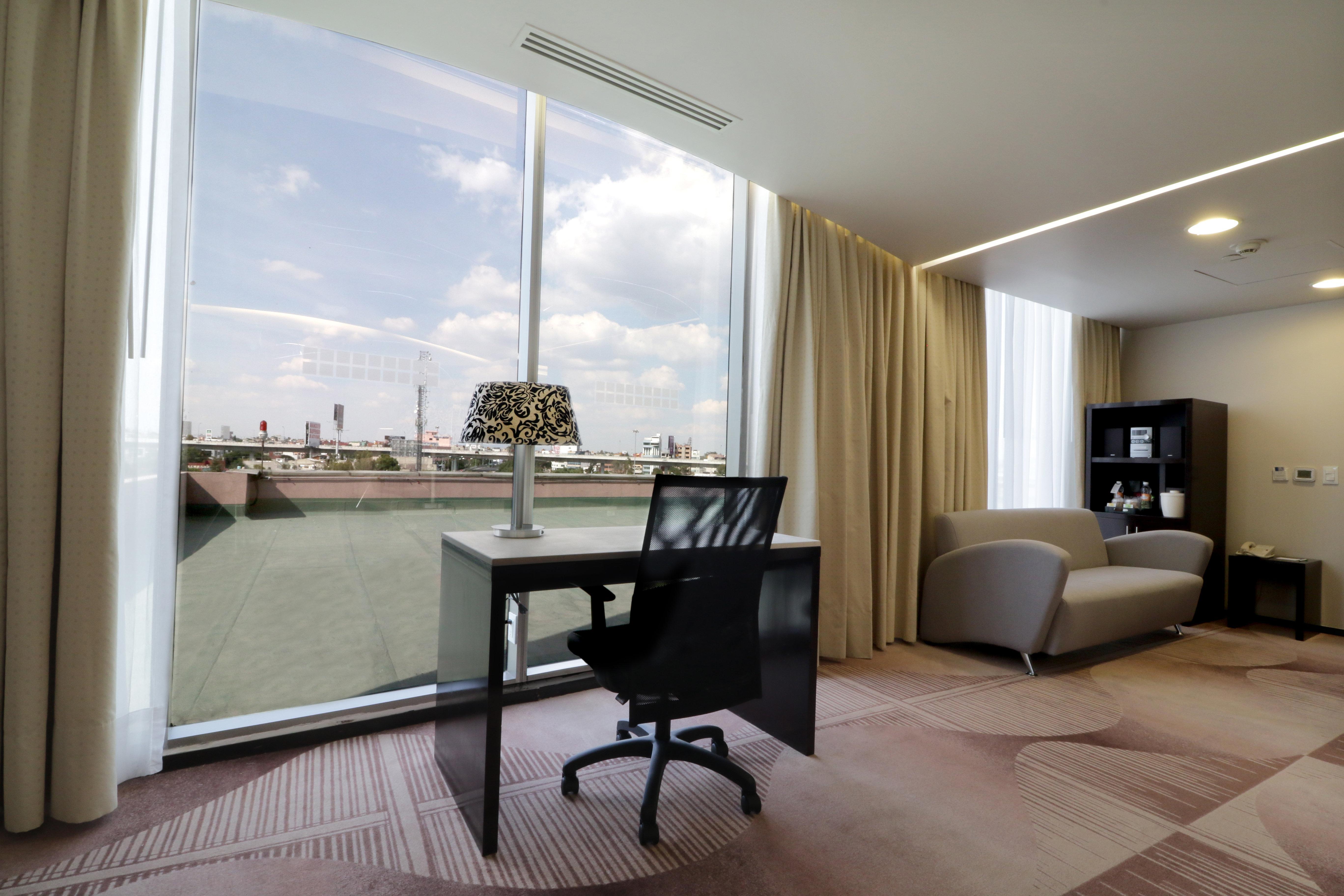 Holiday Inn Hotel & Suites Mexico Medica Sur By Ihg Mexico City Exterior photo