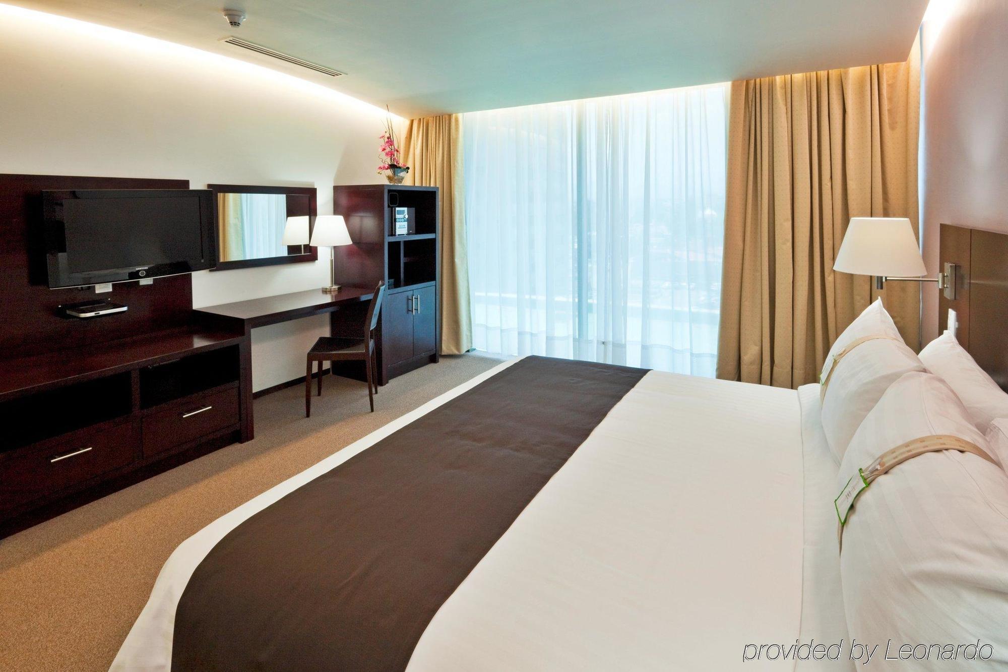Holiday Inn Hotel & Suites Mexico Medica Sur By Ihg Mexico City Exterior photo