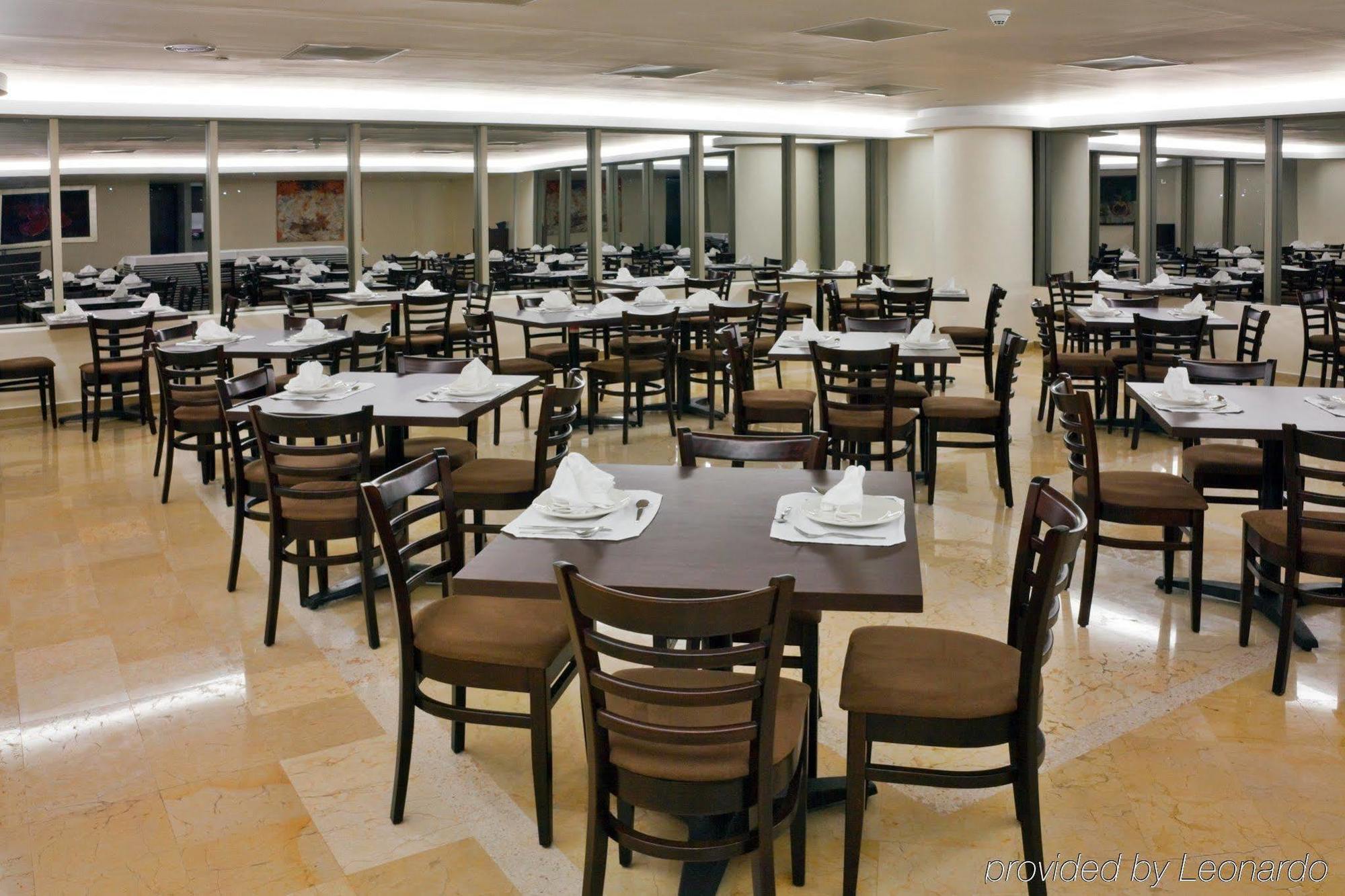 Holiday Inn Hotel & Suites Mexico Medica Sur By Ihg Mexico City Exterior photo